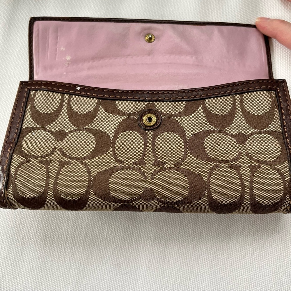 Coach Signature Print Canvas Leather Trim Brown Turnlock Long Fold Wallet - Picture 10 of 12